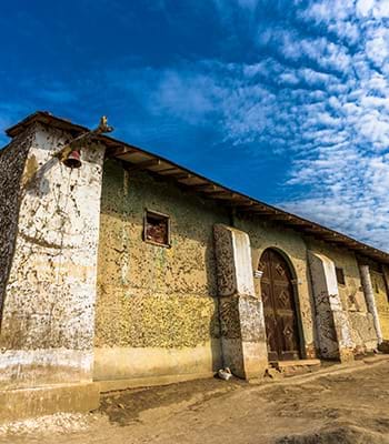 Visita la gran Huaca de Narihualá.